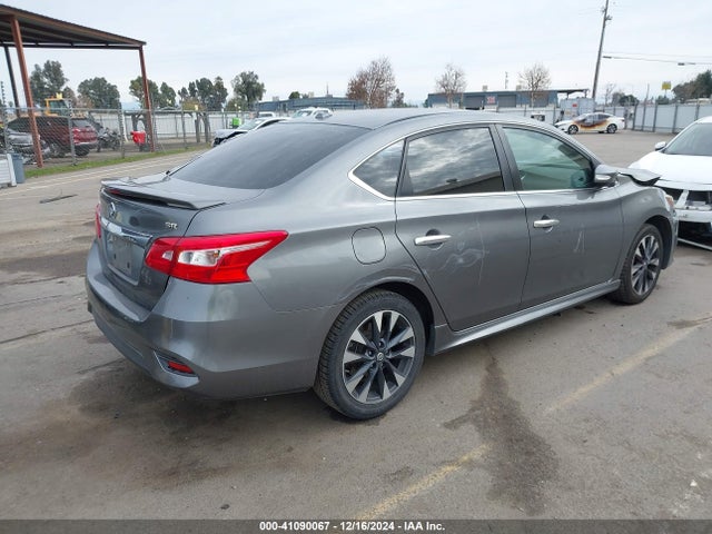 Nissan SENTRA SR 2016 3N1AB7AP7GY271675 Image 4