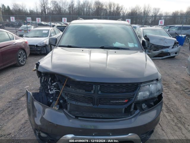 3C4PDDGGXJT491789 Dodge Journey Crossroad Awd