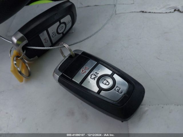 3FA6P0LU3HR248233 Ford Fusion Hybrid Se