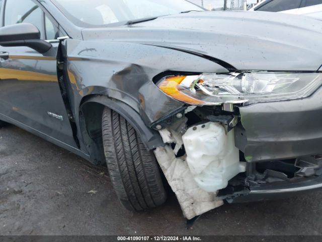 3FA6P0LU3HR248233 Ford Fusion Hybrid Se