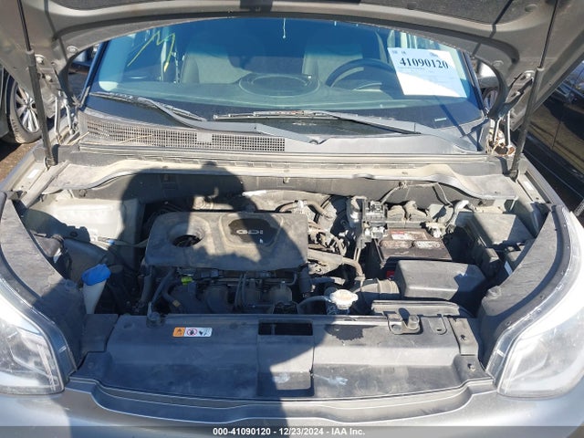 KIA Soul 2017 KNDJN2A2XH7503166 Image 10