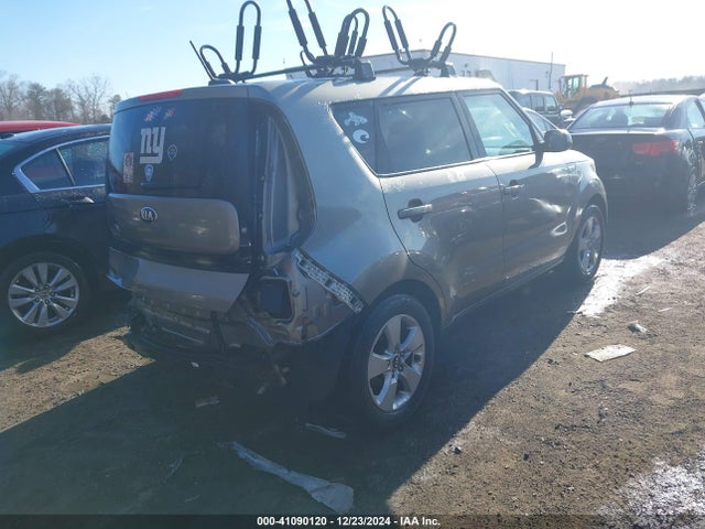 KIA Soul 2017 KNDJN2A2XH7503166 Image 4