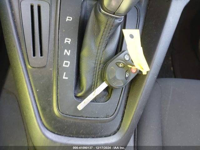 Ford FOCUS SE 2016 1FADP3K23GL231180 Image 11