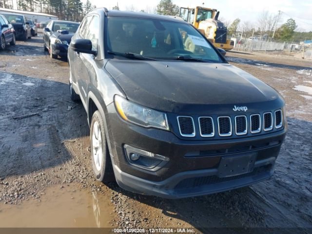 3C4NJCBB7MT570962 Jeep Compass Latitude Fwd