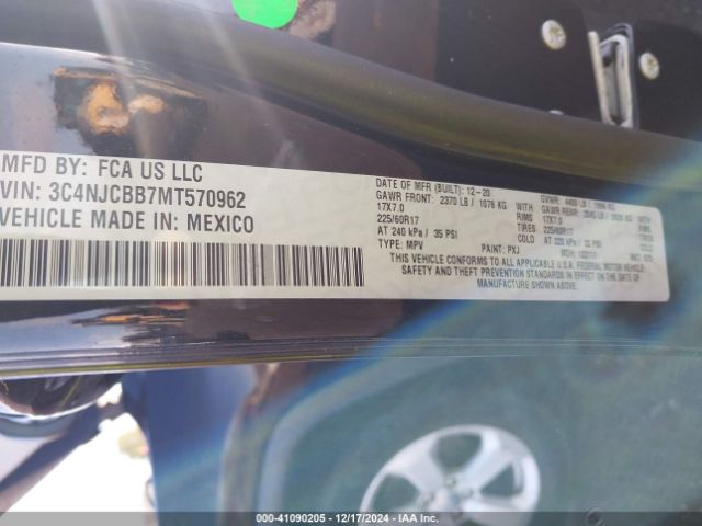 3C4NJCBB7MT570962 Jeep Compass Latitude Fwd