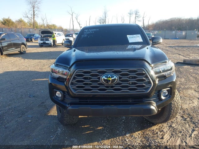3TMCZ5AN1NM479690 Toyota Tacoma Trd Off Road