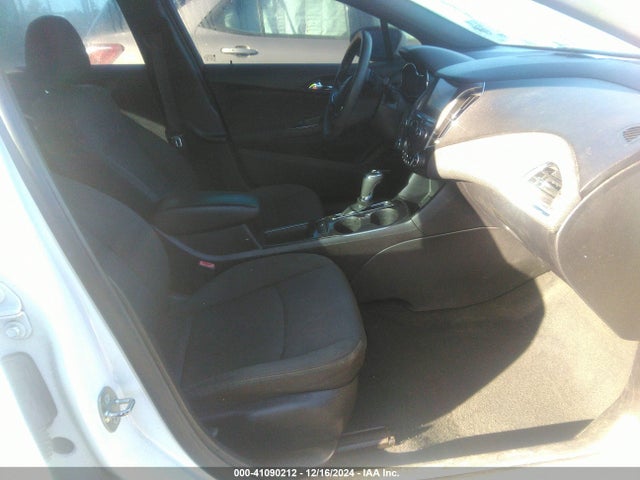 1G1BE5SM3H7193540 Chevrolet Cruze Lt Auto
