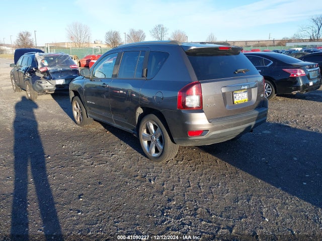 1C4NJDEB7ED810231 Jeep Compass Latitude