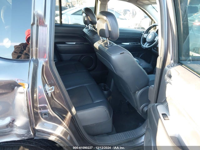 1C4NJDEB7ED810231 Jeep Compass Latitude
