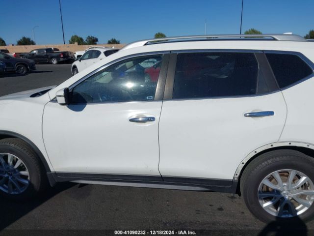 JN8AT2MT6HW145603 Nissan ROGUE SV