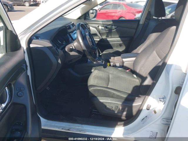 JN8AT2MT6HW145603 Nissan ROGUE SV
