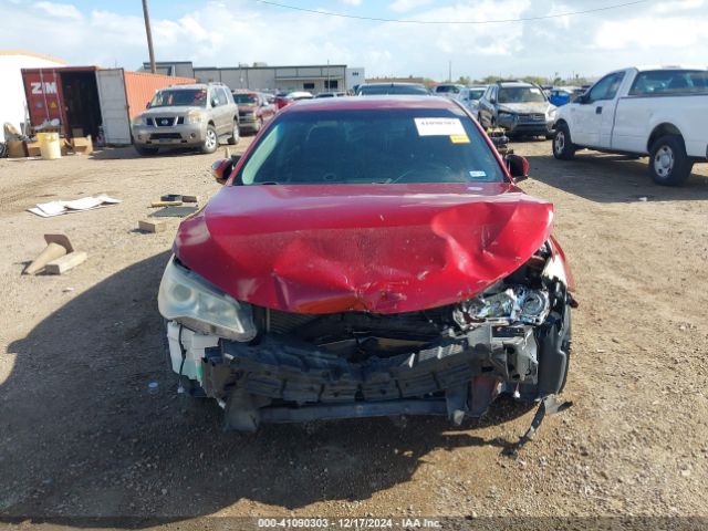 4T1BF1FK0HU628548 Toyota CAMRY LE