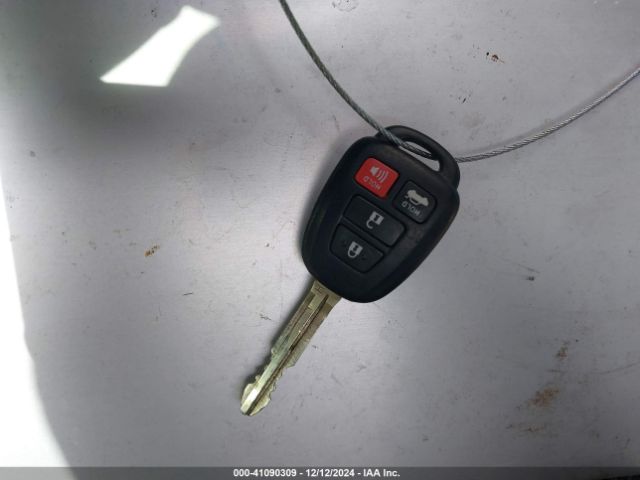 5YFBURHE7JP798327 Toyota COROLLA SE
