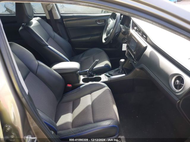 5YFBURHE7JP798327 Toyota COROLLA SE