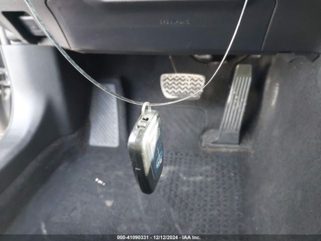 4T1B21HK2JU003440 Toyota Camry Hybrid Se