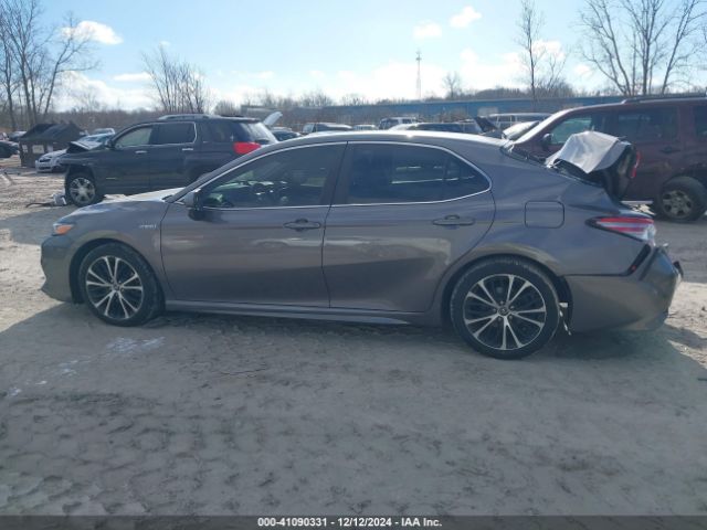 4T1B21HK2JU003440 Toyota Camry Hybrid Se