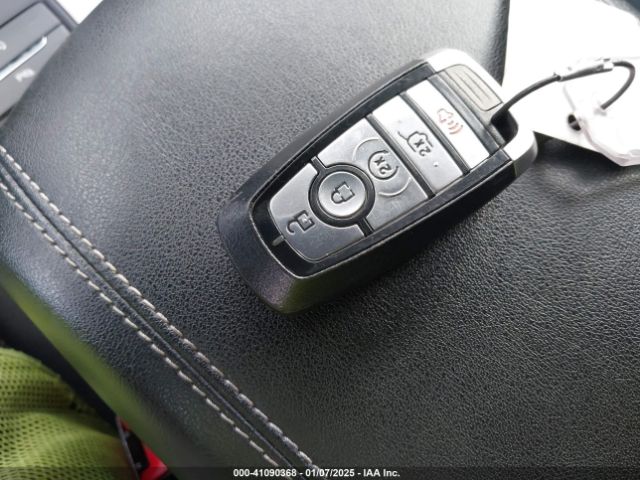 2FMPK4K98NBB03812 Ford Edge Titanium