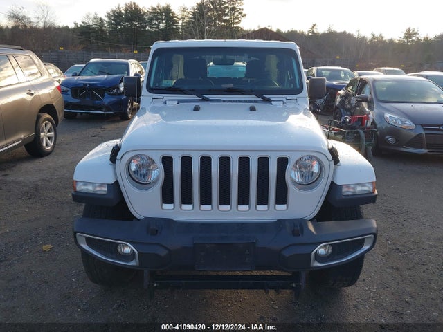 1C4HJXENXLW220910 Jeep Wrangler Unlimited Sahara