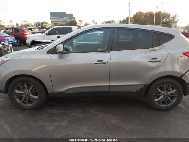 KM8JT3AFXFU085961 Hyundai TUCSON GLS