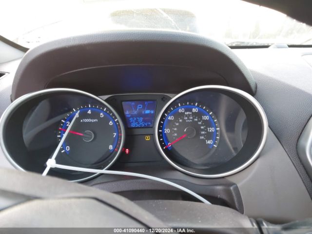 KM8JT3AFXFU085961 Hyundai TUCSON GLS