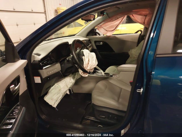 KIA Niro Touring Se 2022 KNDCC3LC2N5495176 Image 5