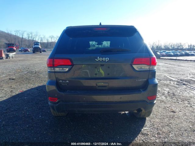 1C4RJFAG2MC628889 Jeep Grand Cherokee Laredo E 4x4