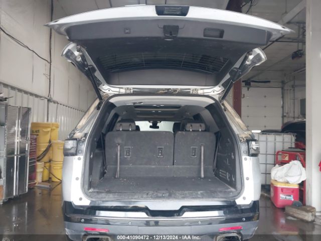 1GNEVJKW3JJ179586 Chevrolet Traverse Premier