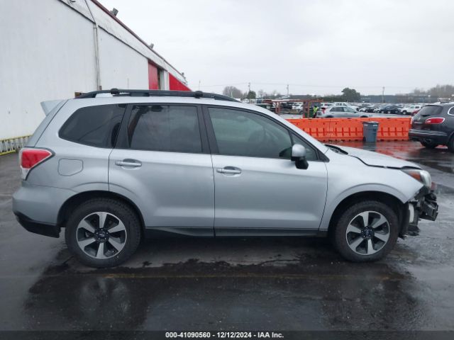 JF2SJAEC3HH405685 Subaru Forester 2.5i Premium