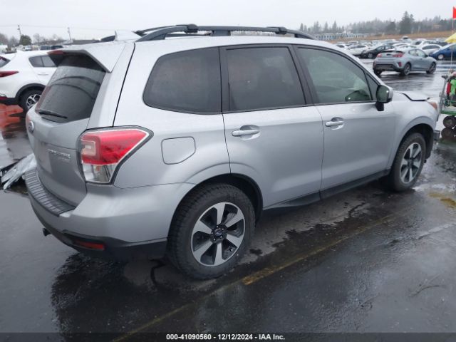 JF2SJAEC3HH405685 Subaru Forester 2.5i Premium