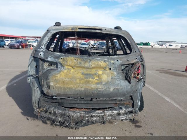 5XYKTCA66EG439340 KIA SORENTO LX