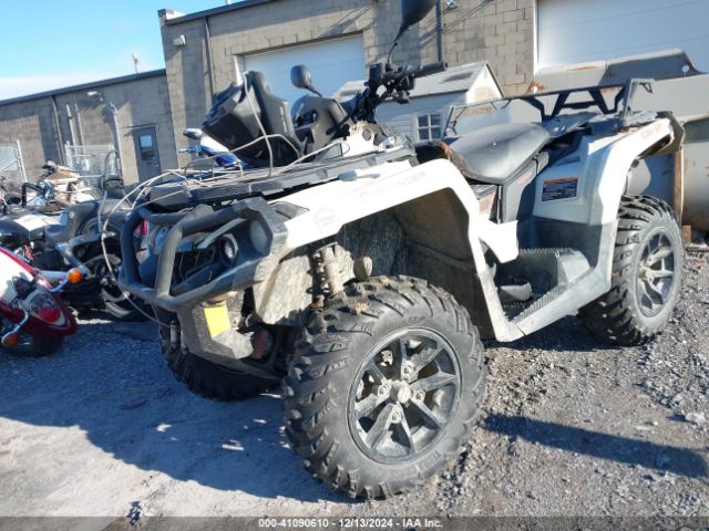 2017 CAN-AM OUTLANDER MAX 3JBLPAJ23HJ002904 Photo 1