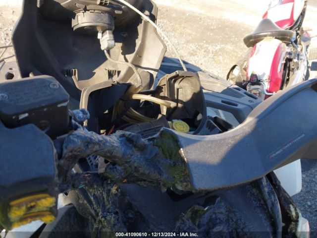 2017 CAN-AM OUTLANDER MAX 3JBLPAJ23HJ002904 Photo 6