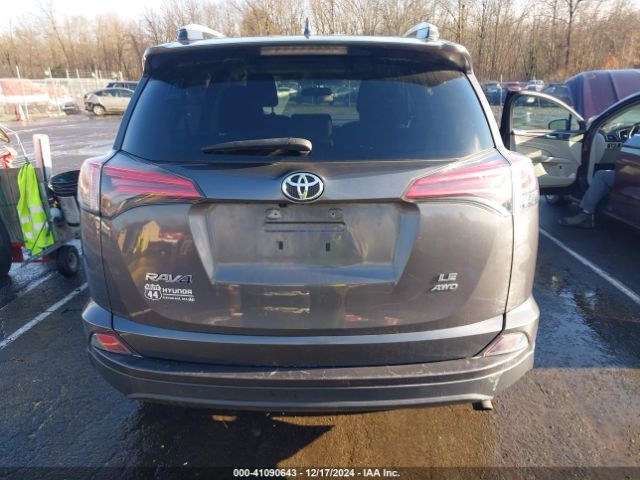 2T3BFREV7GW530777 Toyota RAV4 LE