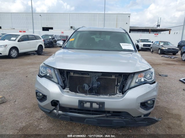 5N1DR2MM9JC654264 Nissan Pathfinder Sv