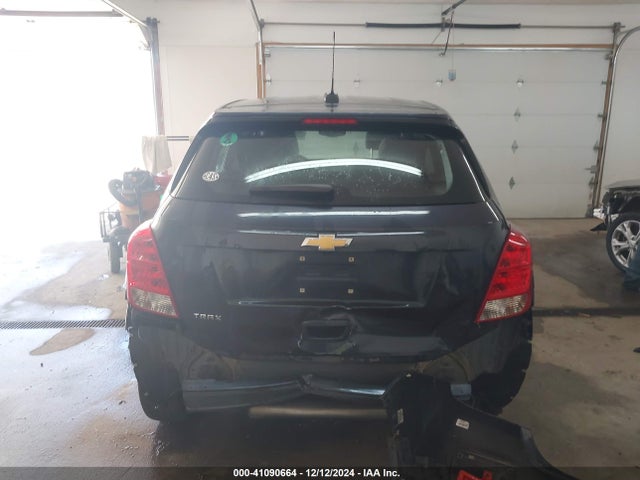 Chevrolet TRAX LS 2019 3GNCJKSB2KL291635 Image 17