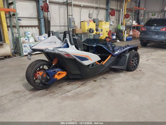 2022 POLARIS SLINGSHOT 57XAARHB2N8150509 Photo 3