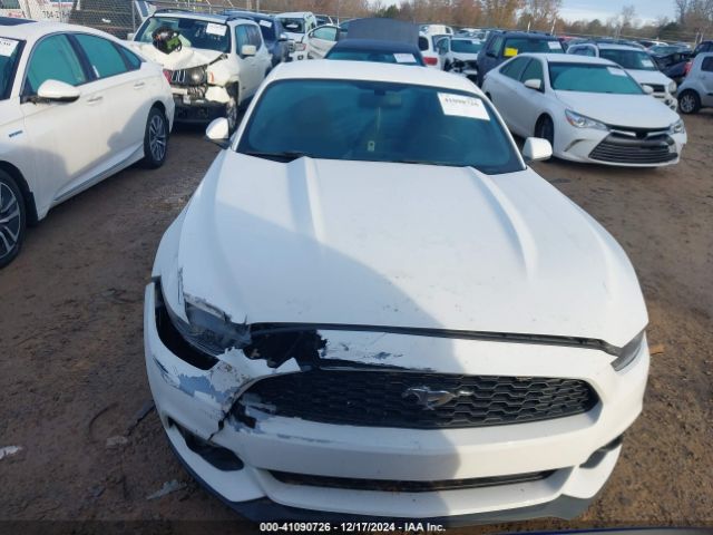 1FA6P8AM8F5346661 Ford Mustang V6