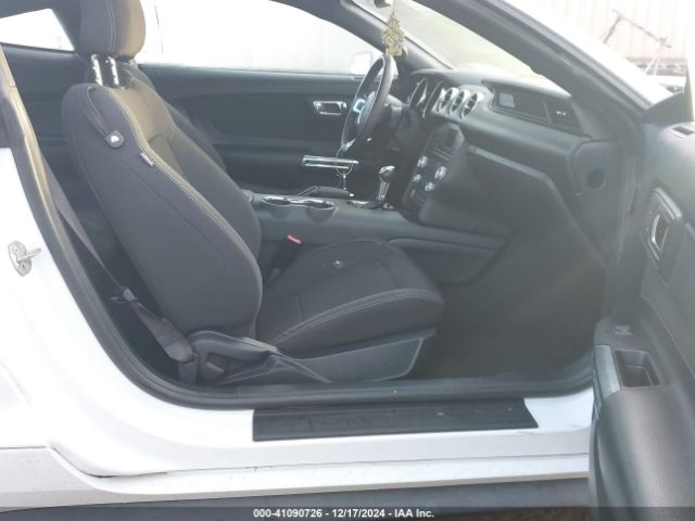 1FA6P8AM8F5346661 Ford Mustang V6