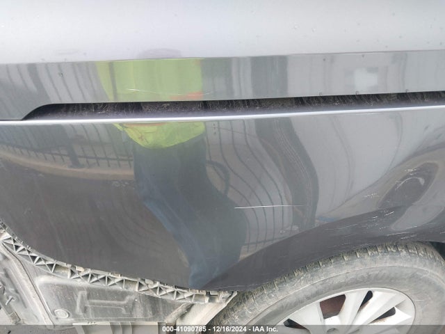 KNDMB5C13G6215893 KIA SEDONA LX