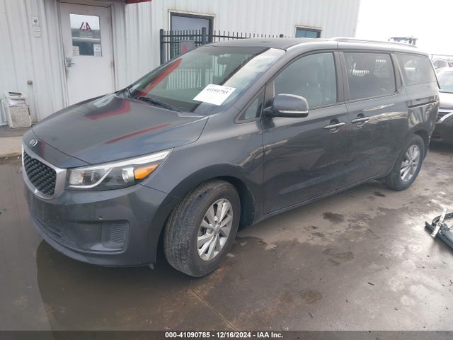 KNDMB5C13G6215893 KIA SEDONA LX