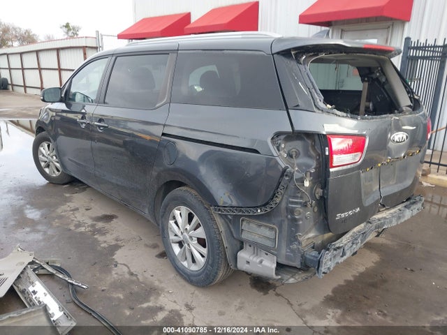 KNDMB5C13G6215893 KIA SEDONA LX