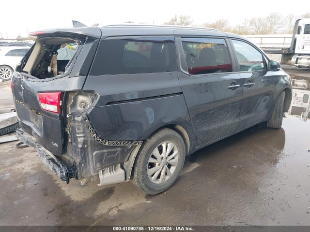 KNDMB5C13G6215893 KIA SEDONA LX