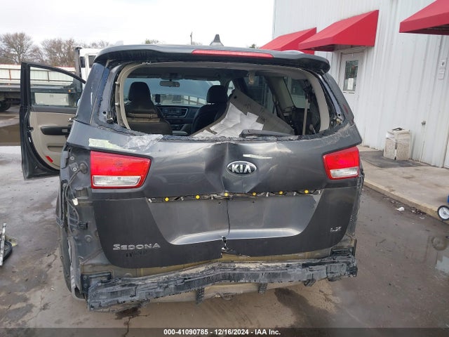 KNDMB5C13G6215893 KIA SEDONA LX