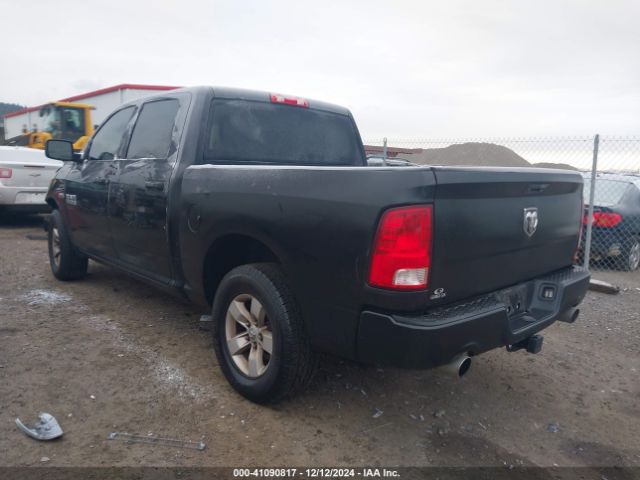 3C6RR7KT0HG696208 RAM 1500 Express  4x4 5'7 Box
