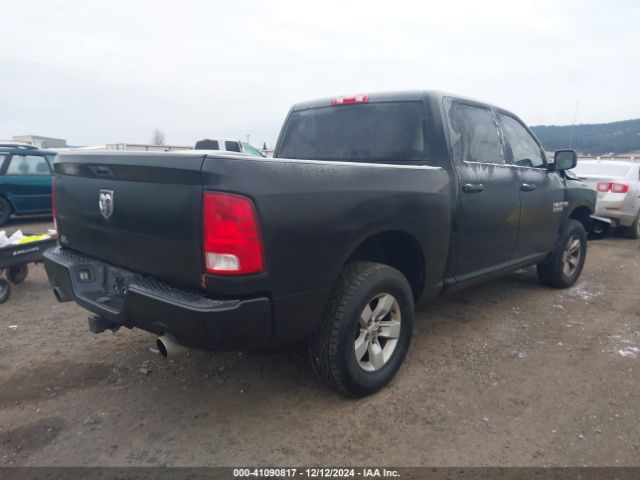 3C6RR7KT0HG696208 RAM 1500 Express  4x4 5'7 Box