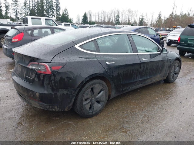 2018 TESLA MODEL 3 5YJ3E1EB4JF127674 Photo 3