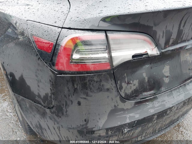 2018 TESLA MODEL 3 5YJ3E1EB4JF127674 Photo 5