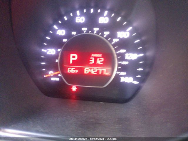 KNDJP3A52H7477897 KIA SOUL +
