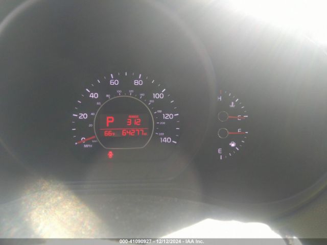 KNDJP3A52H7477897 KIA SOUL +