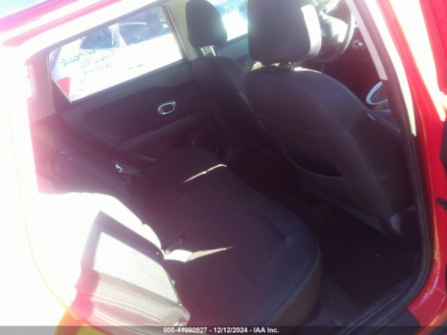 KNDJP3A52H7477897 KIA SOUL +
